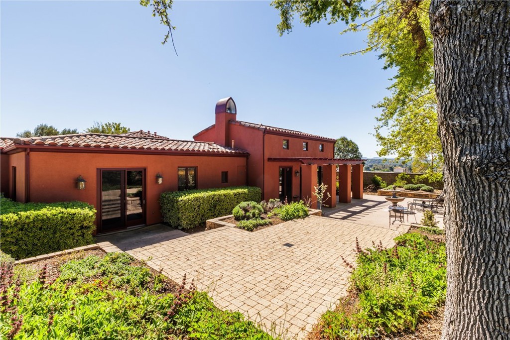 800 Vista Cerro Drive