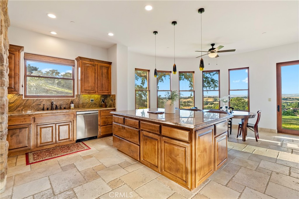 1830 Hanging Tree Lane