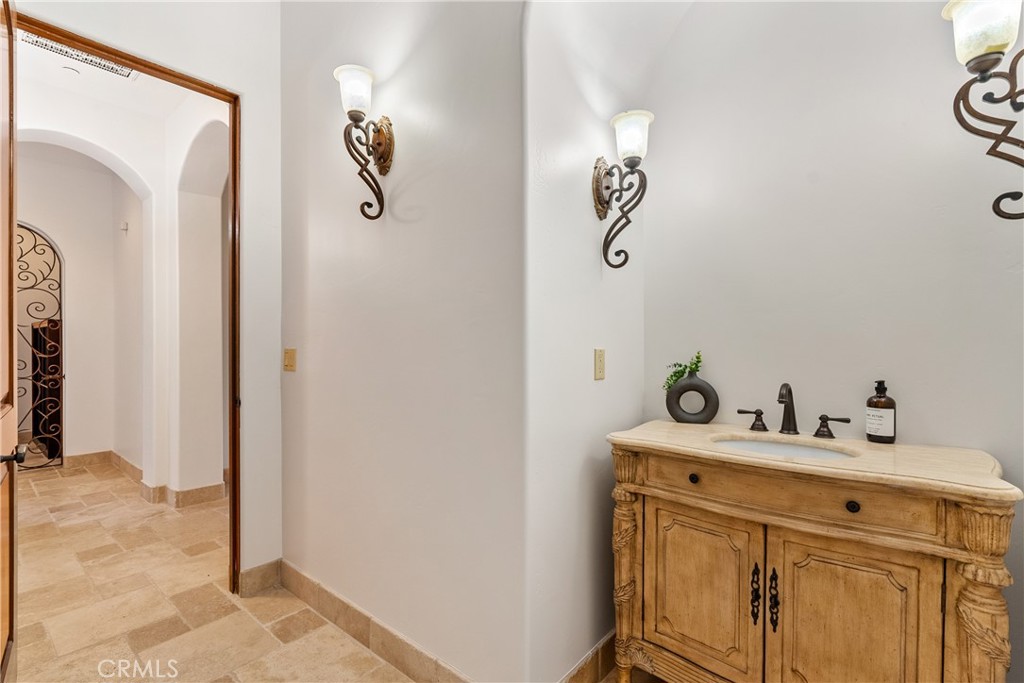 1830 Hanging Tree Lane