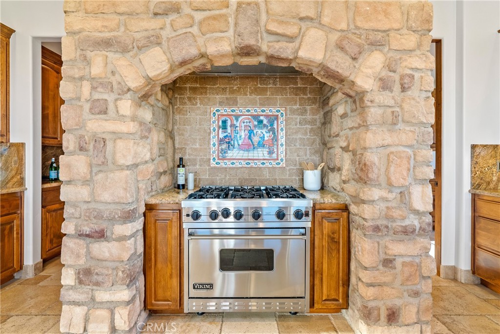 1830 Hanging Tree Lane