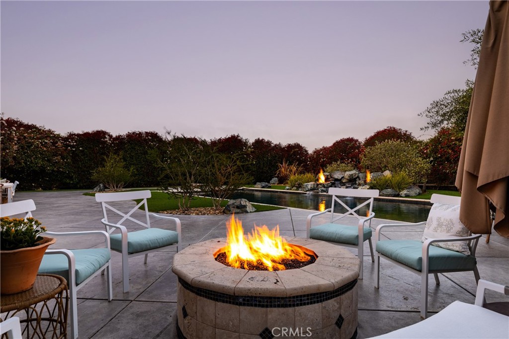 355 Slender Rock Place