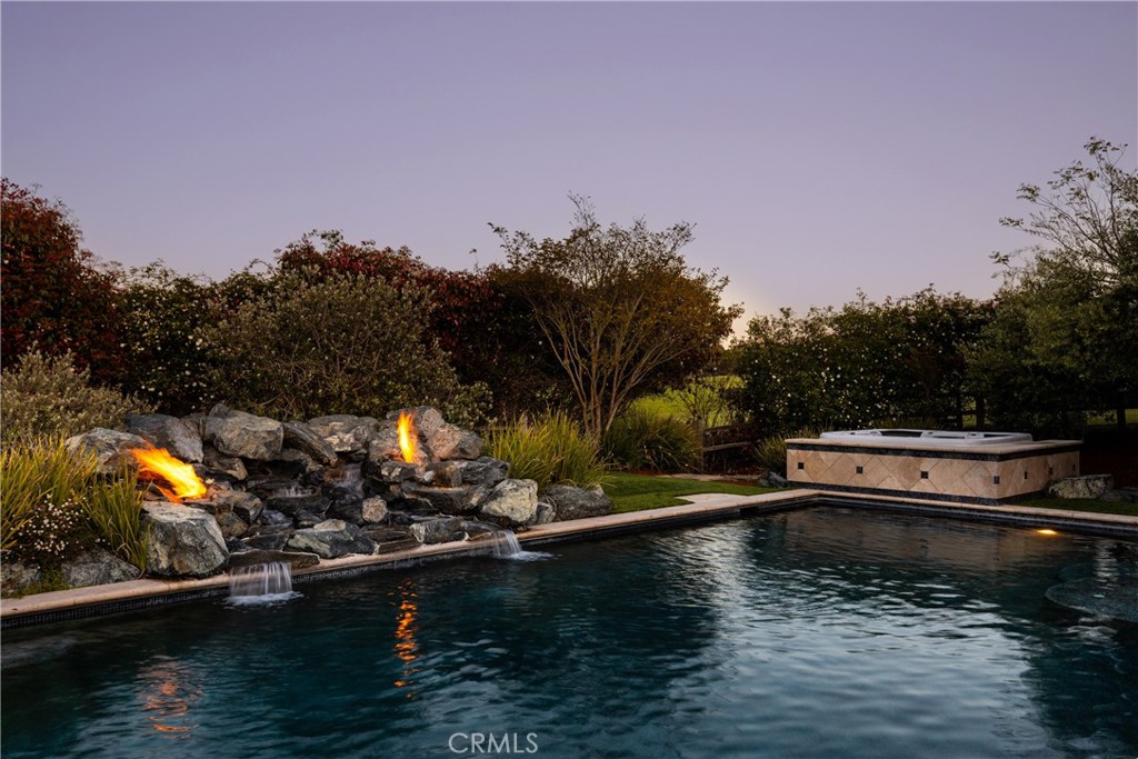 355 Slender Rock Place