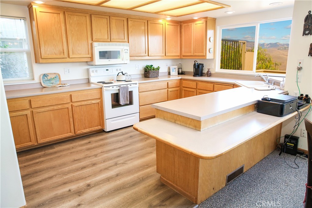 1710 Pineridge Drive