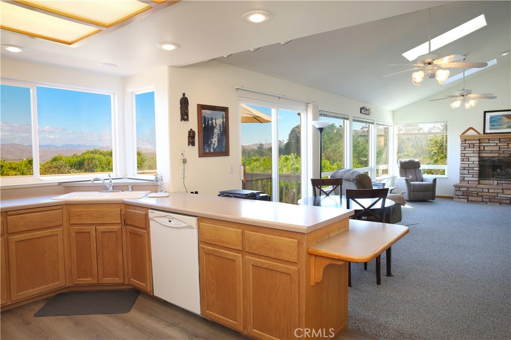 1710 Pineridge Drive