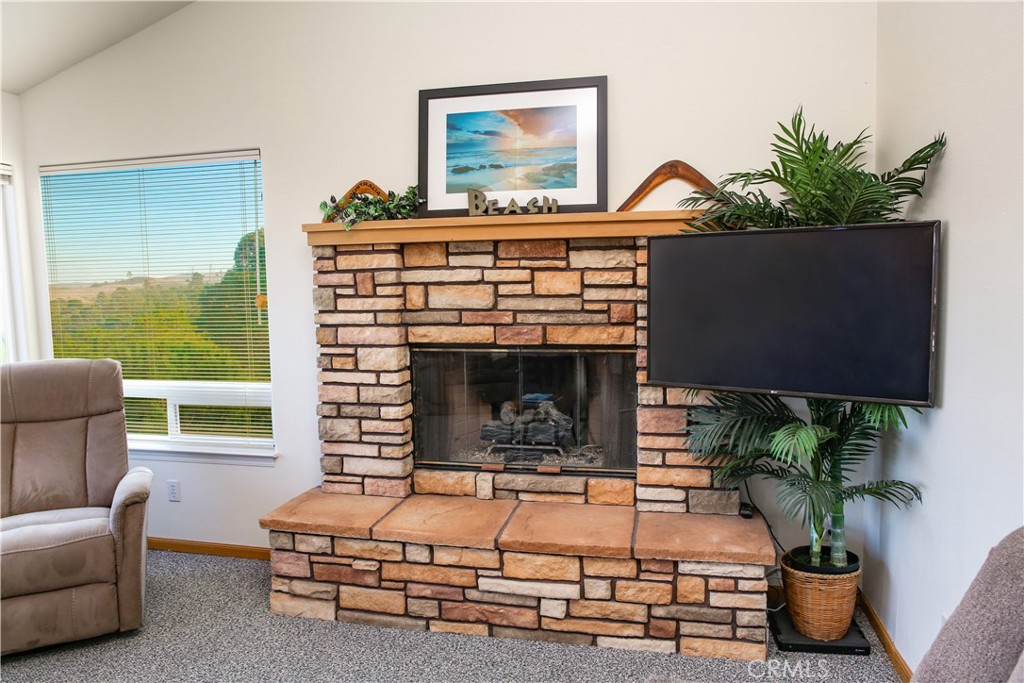 1710 Pineridge Drive