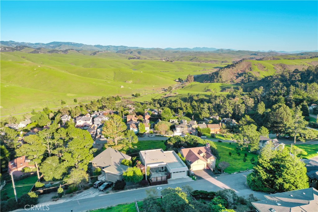 1710 Pineridge Drive