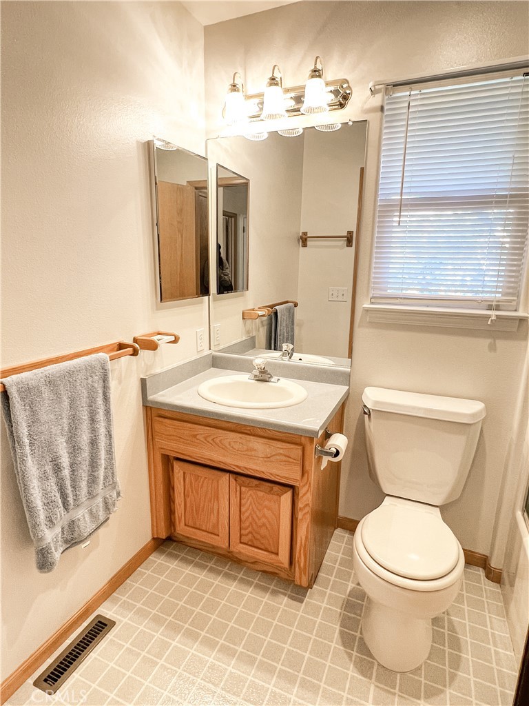 1710 Pineridge Drive