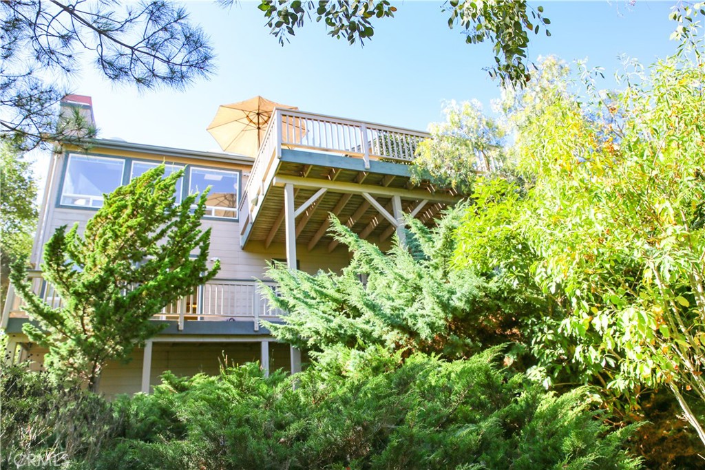 1710 Pineridge Drive