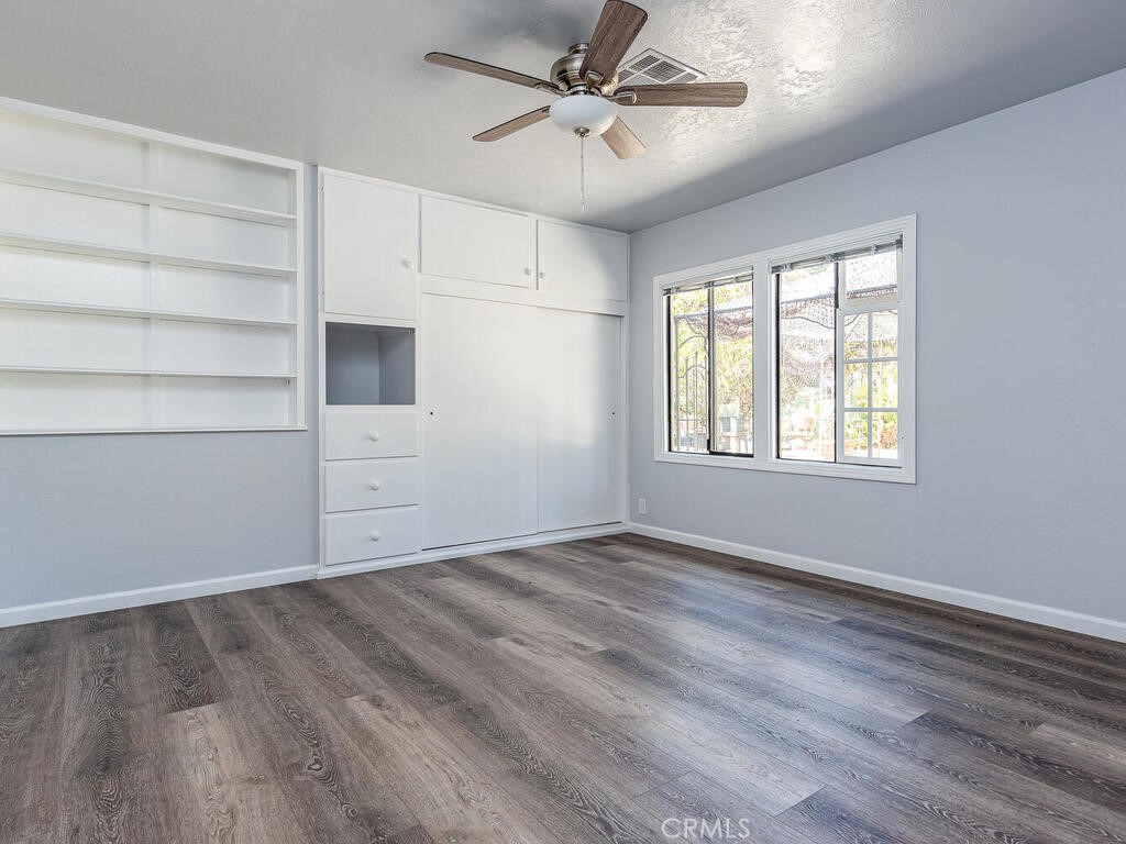 6900 Marchant Avenue