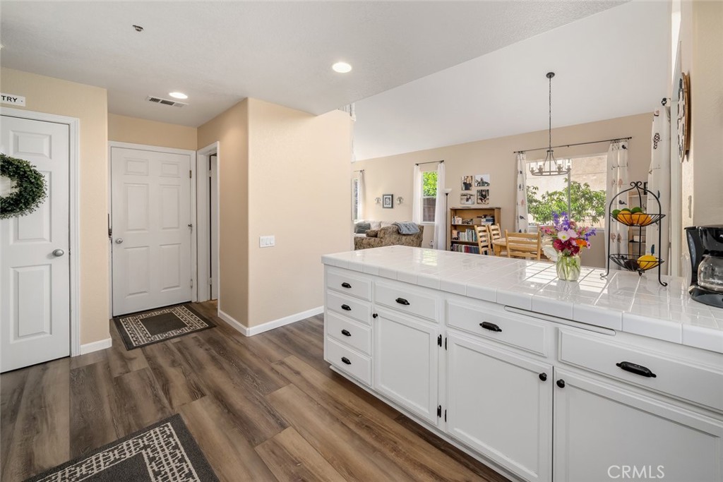 4587 Wavertree Street