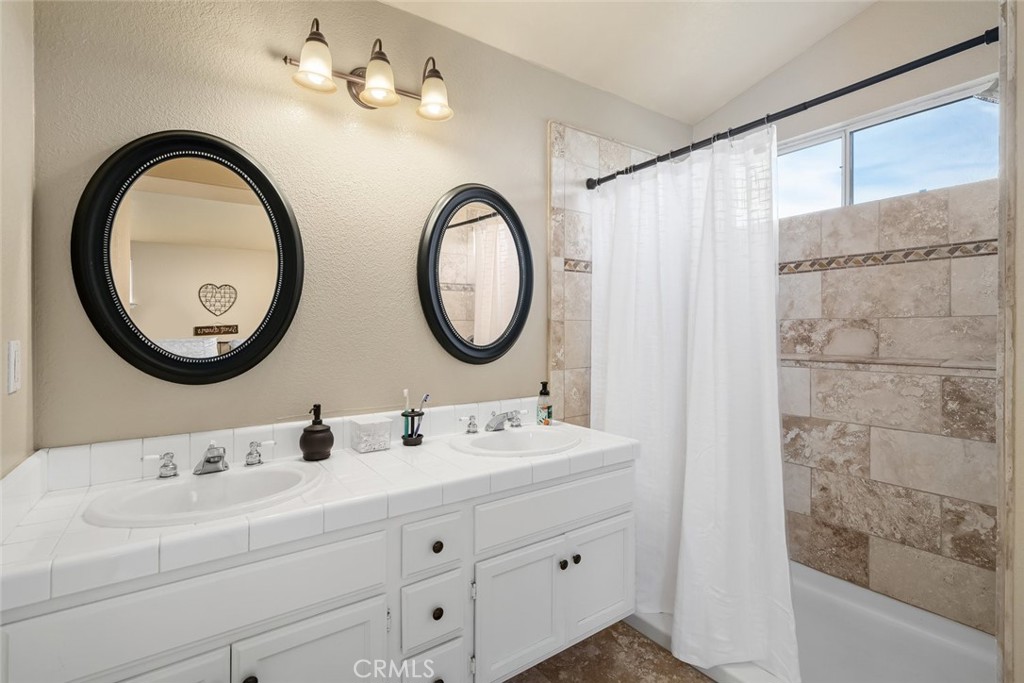 4587 Wavertree Street