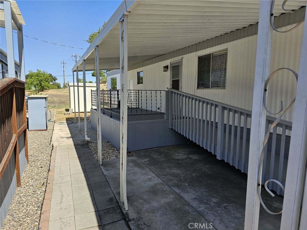 1914 Adelaida Road 14