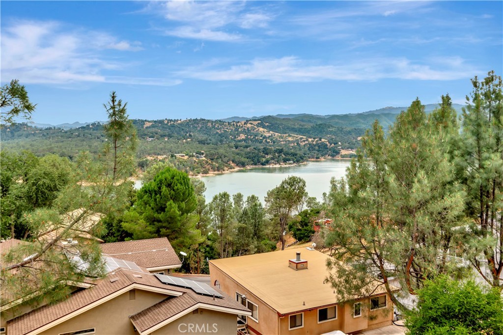 8804 Deer Trail Court