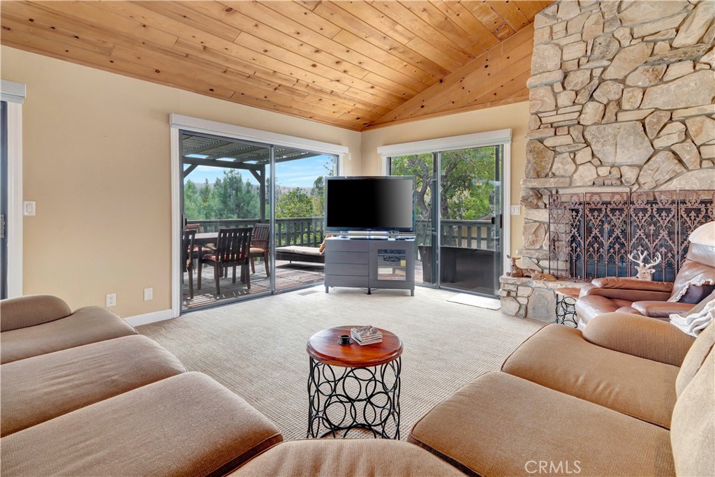 8804 Deer Trail Court