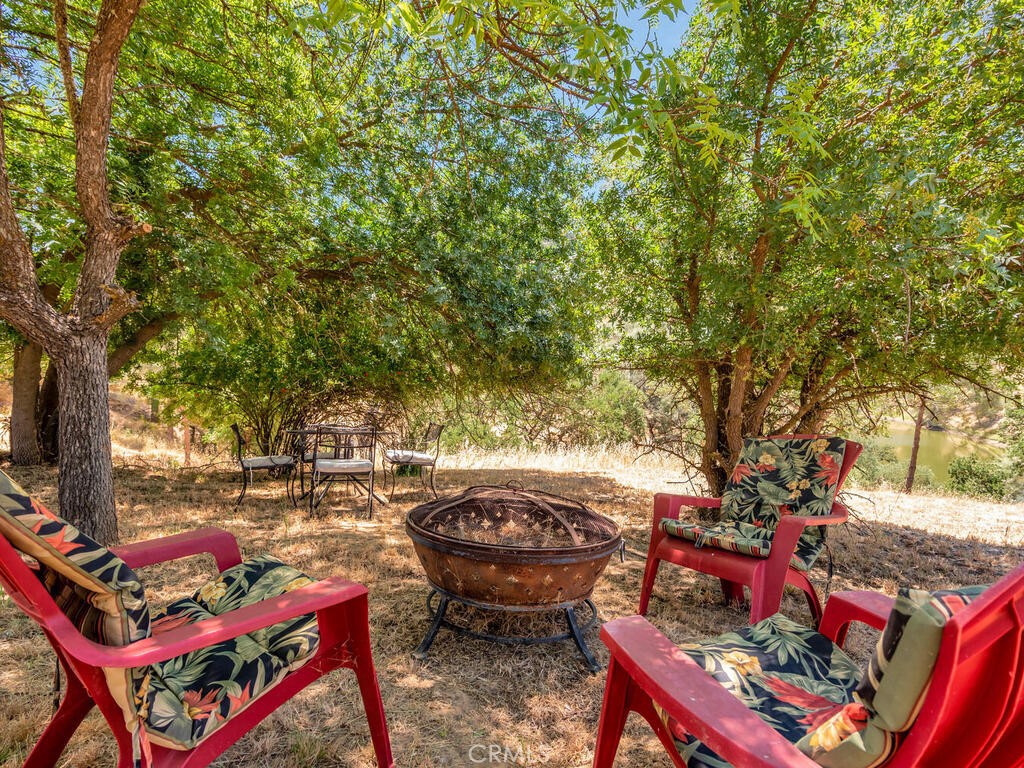 4699 Silver Saddle Lane