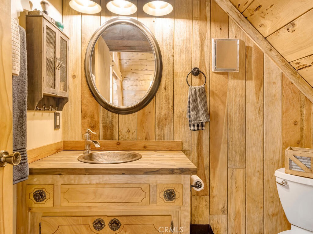 4699 Silver Saddle Lane