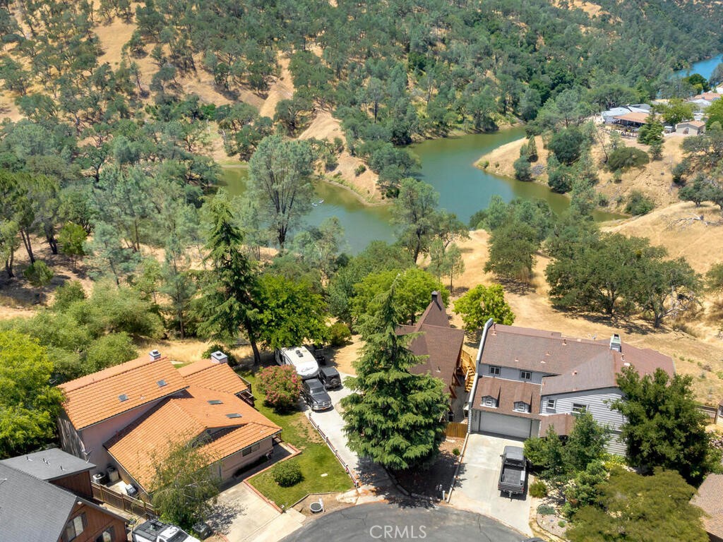 4699 Silver Saddle Lane