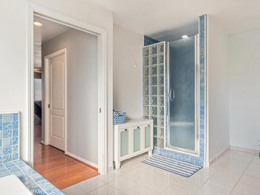 520 Yerba Buena Street