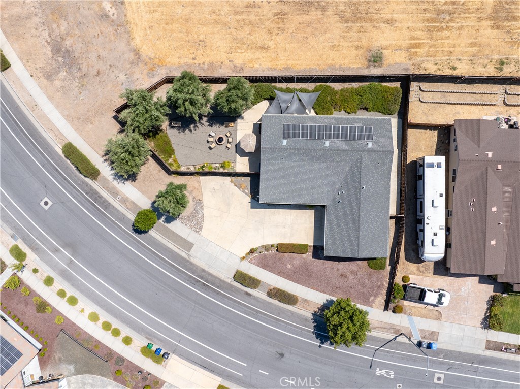 416 Montebello Oaks Drive