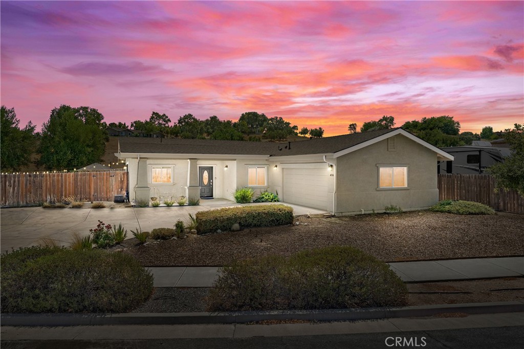 416 Montebello Oaks Drive