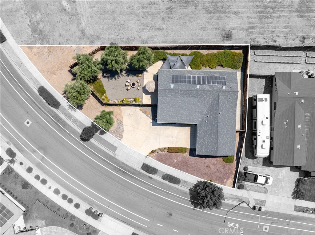 416 Montebello Oaks Drive