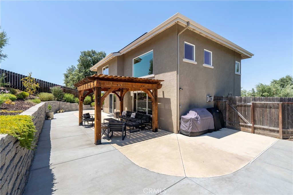 420 Montebello Oaks Drive