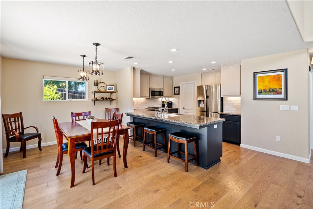 420 Montebello Oaks Drive