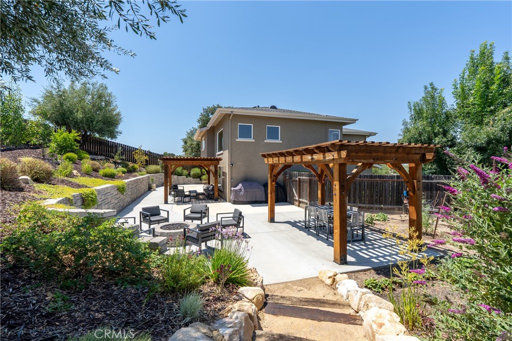 420 Montebello Oaks Drive