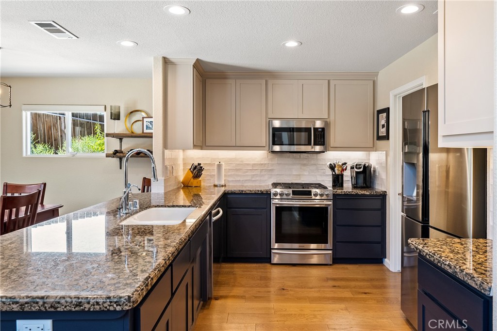 420 Montebello Oaks Drive