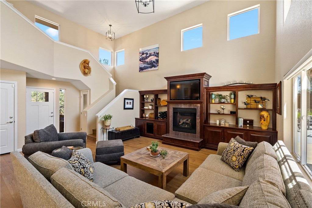 420 Montebello Oaks Drive