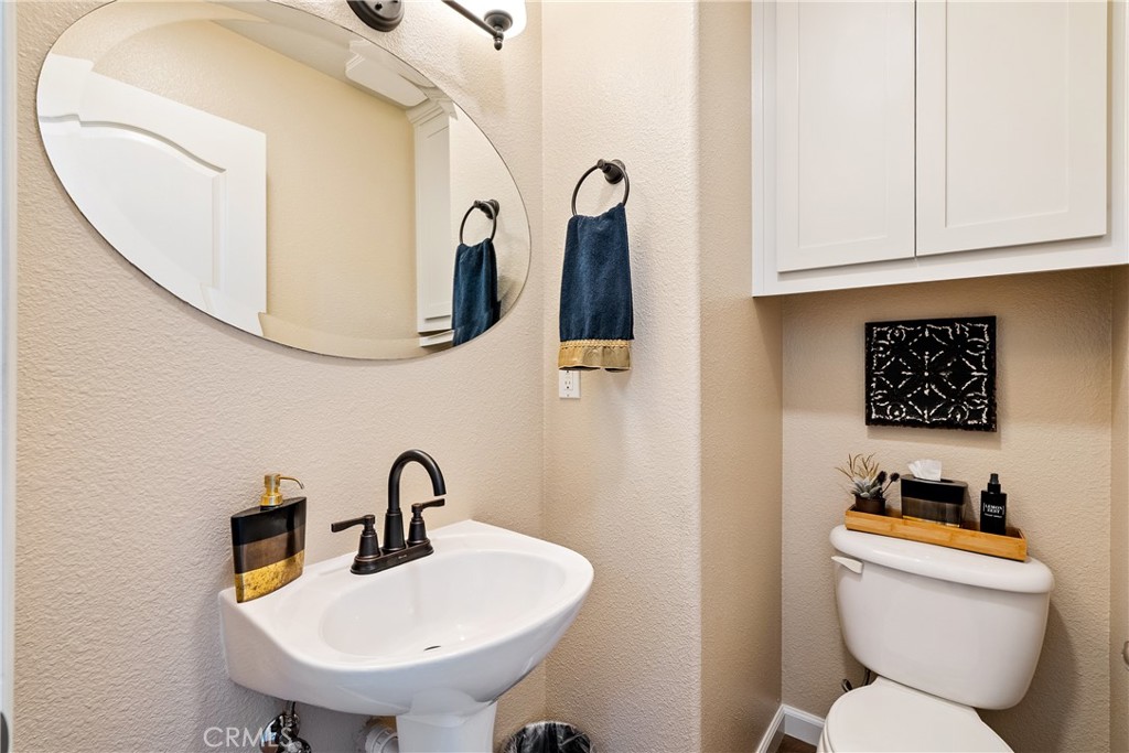 420 Montebello Oaks Drive