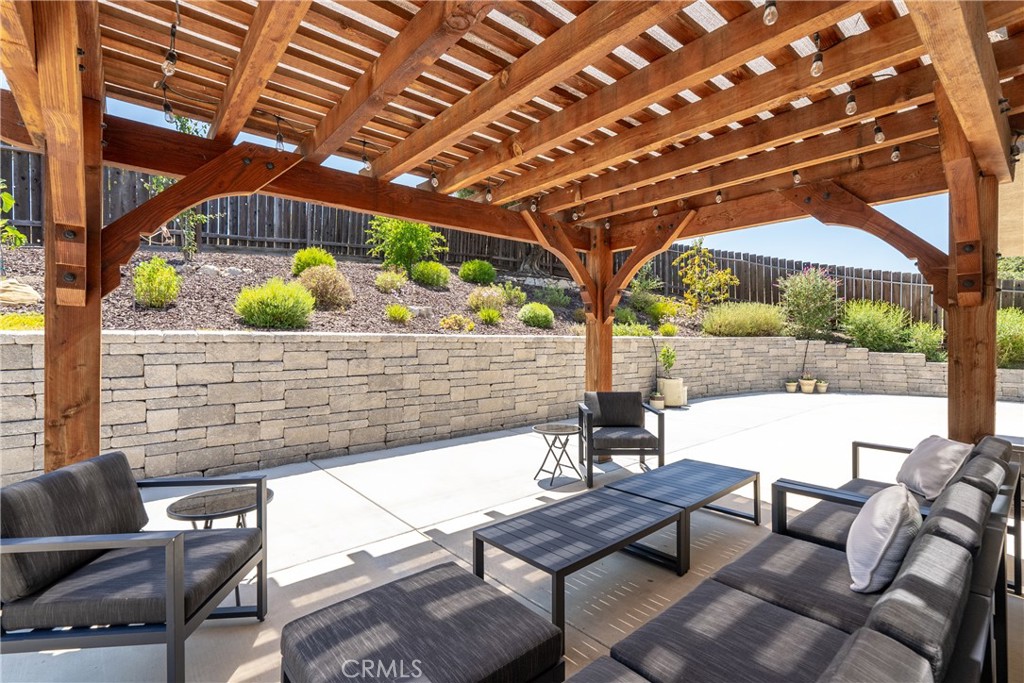 420 Montebello Oaks Drive