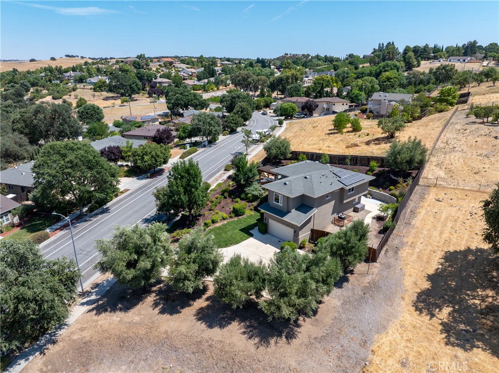 420 Montebello Oaks Drive