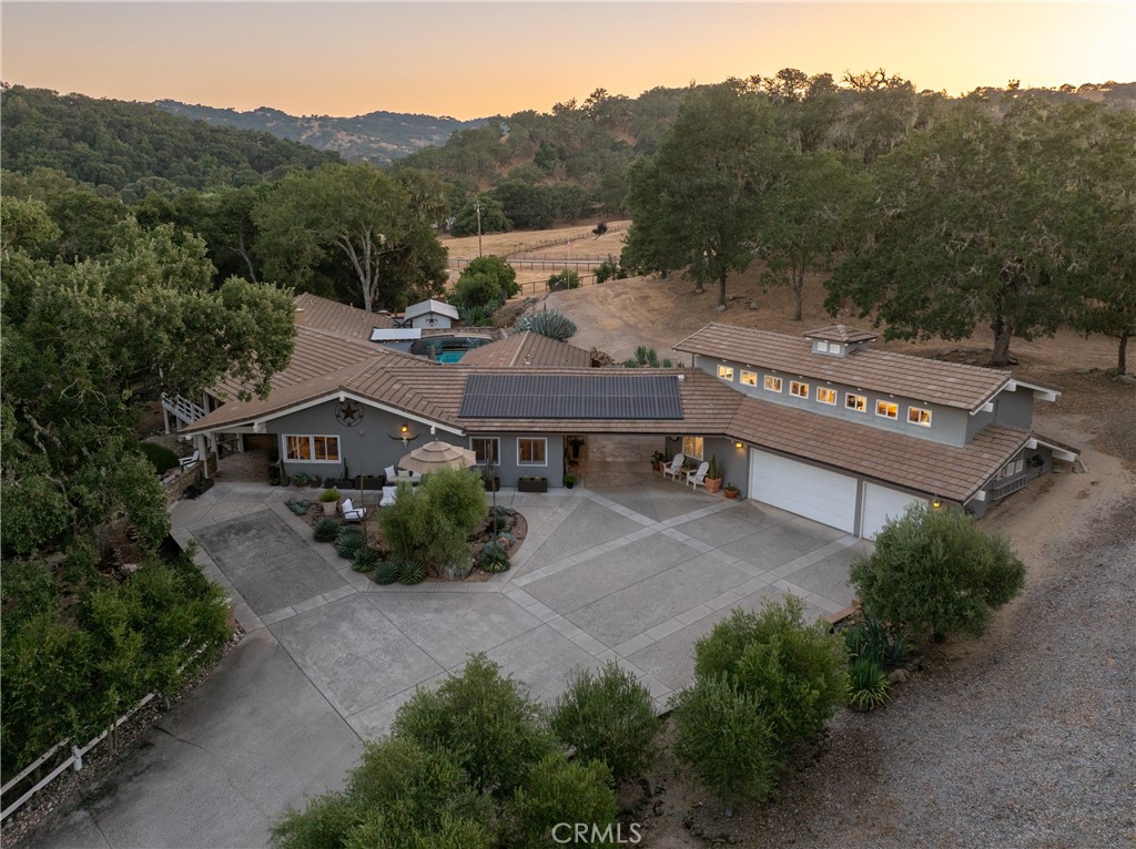 10180 Santa Ana Road