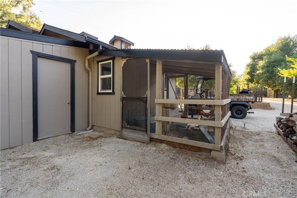 10180 Santa Ana Road