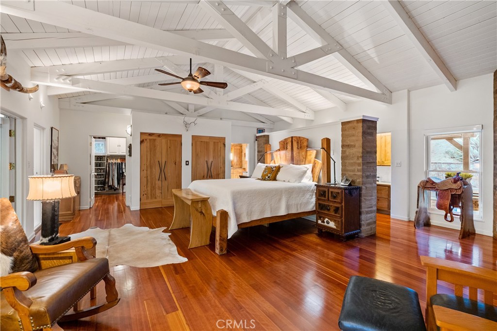 10180 Santa Ana Road