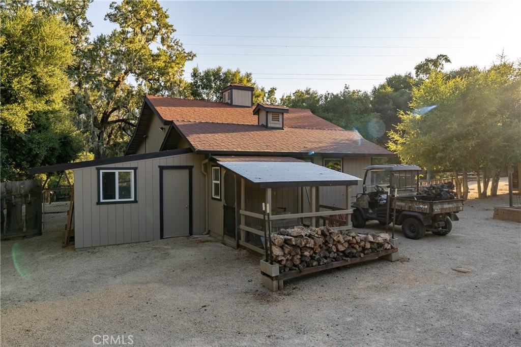 10180 Santa Ana Road