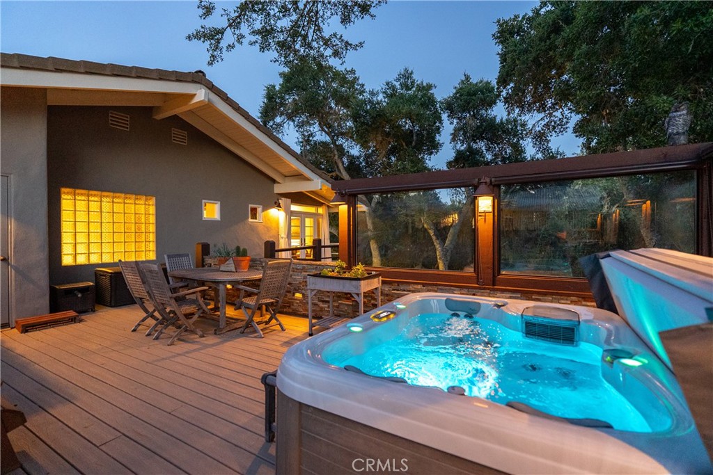 10180 Santa Ana Road