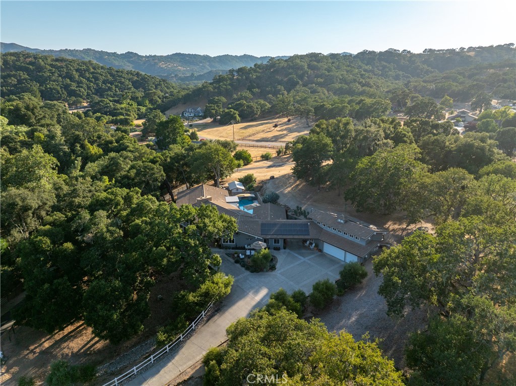 10180 Santa Ana Road