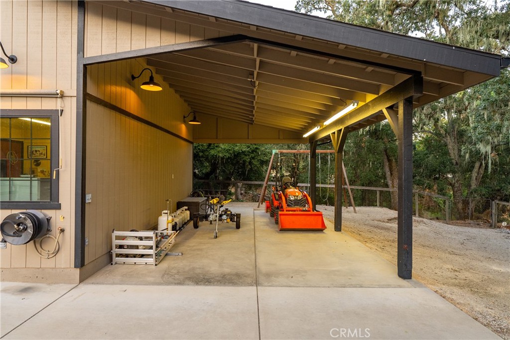 10180 Santa Ana Road