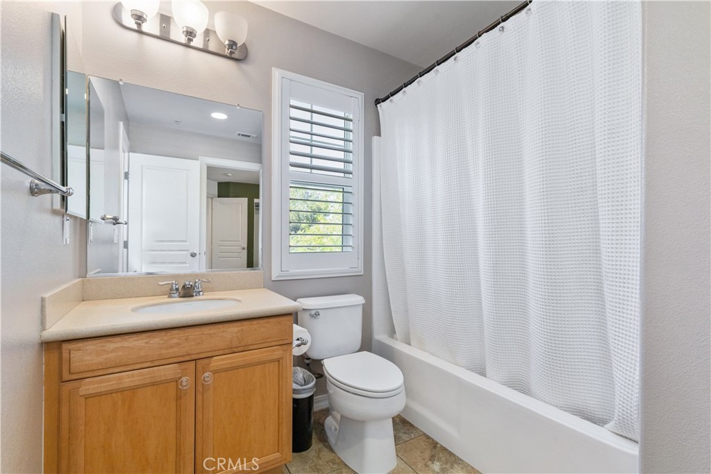 11814 Ranunculo Court