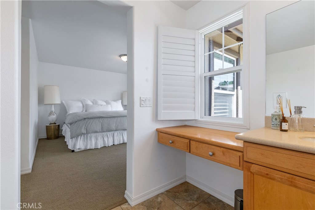 11814 Ranunculo Court