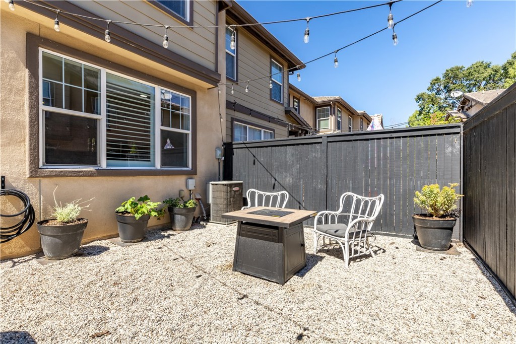 11814 Ranunculo Court