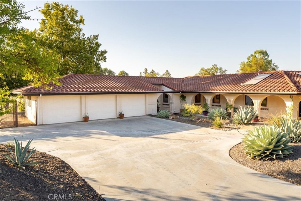 1375 Nacimiento Lake Drive