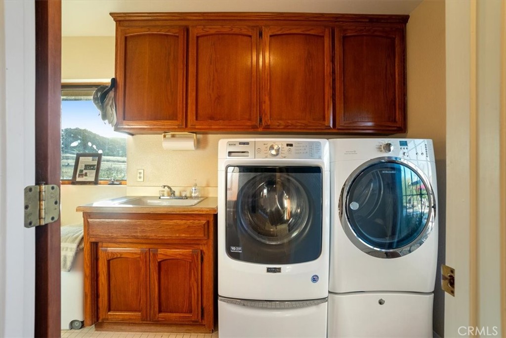 1375 Nacimiento Lake Drive