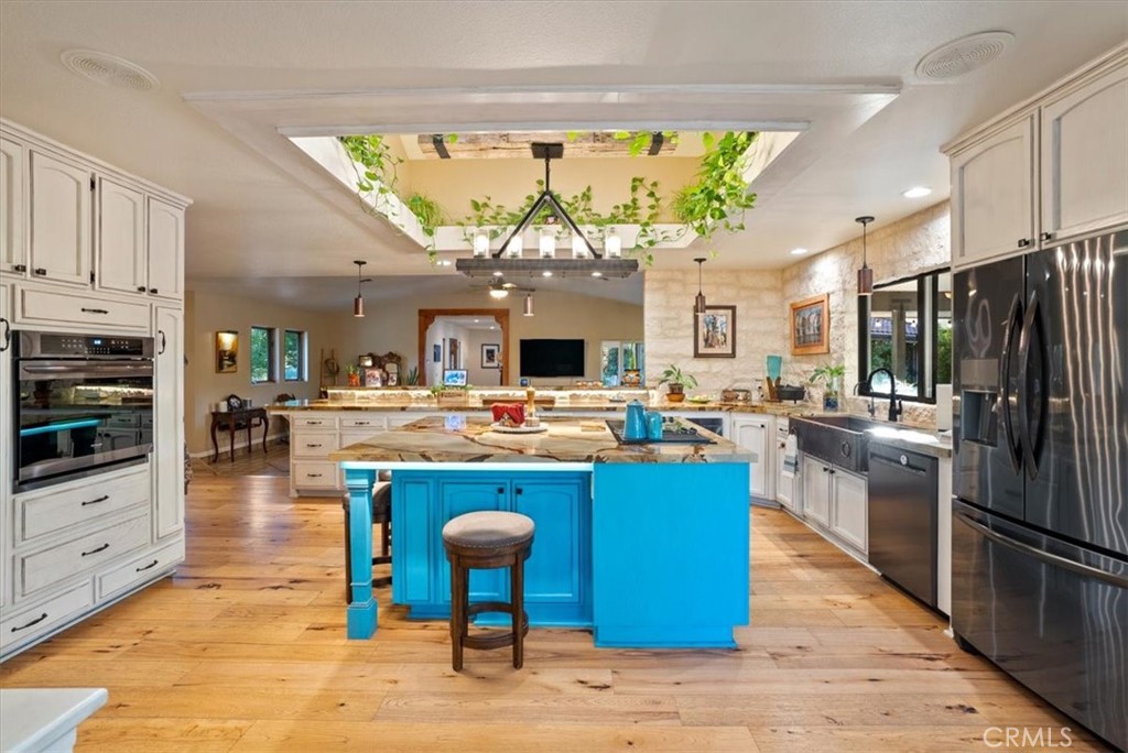 1375 Nacimiento Lake Drive