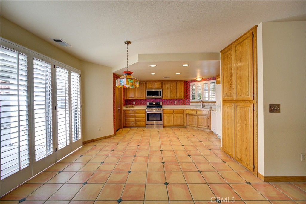 1803 Rambouillet Road