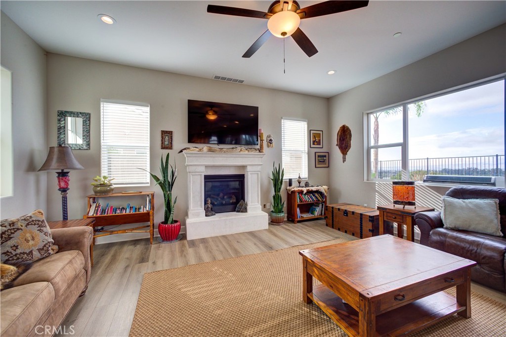 1553 Copperberry Way