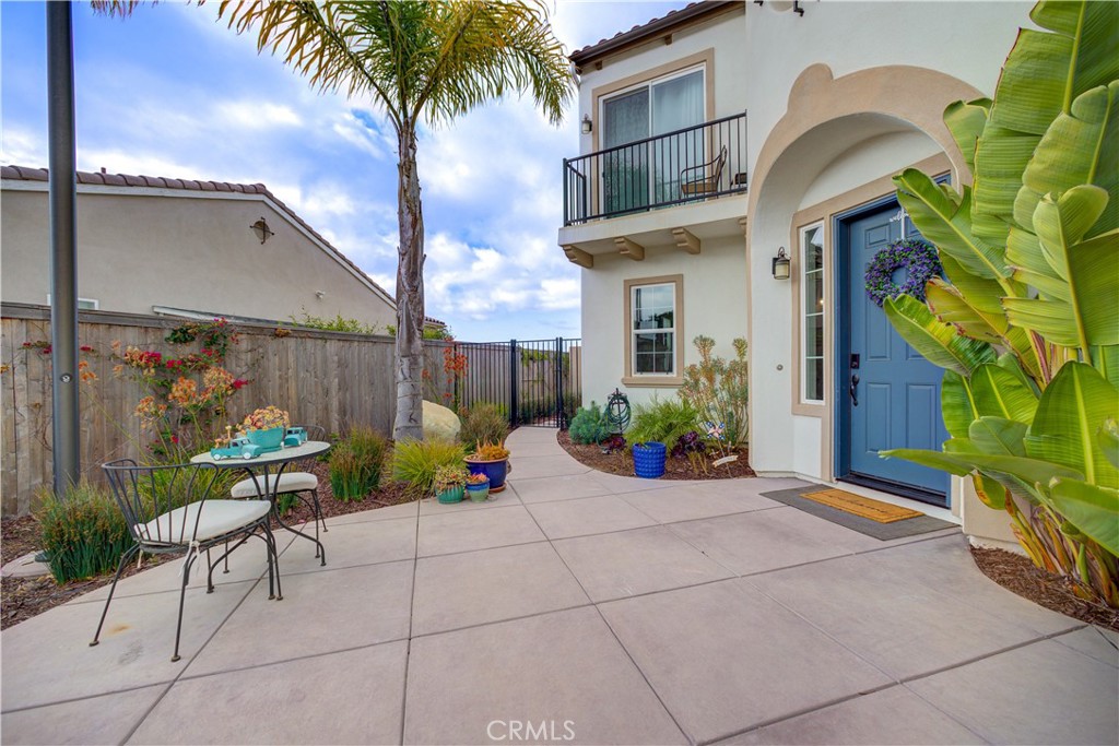 1553 Copperberry Way