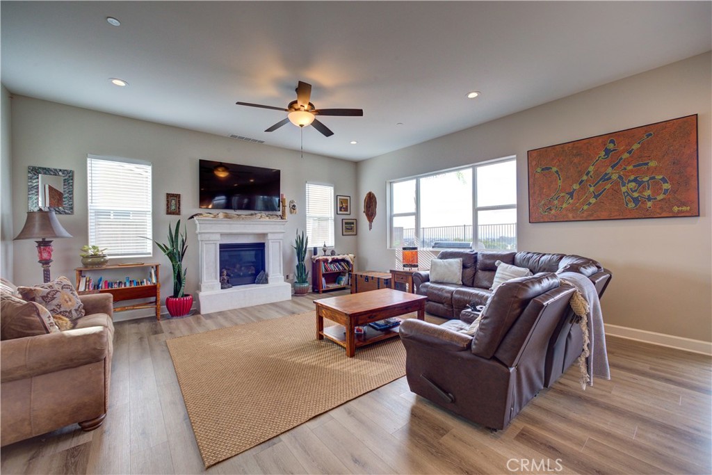 1553 Copperberry Way